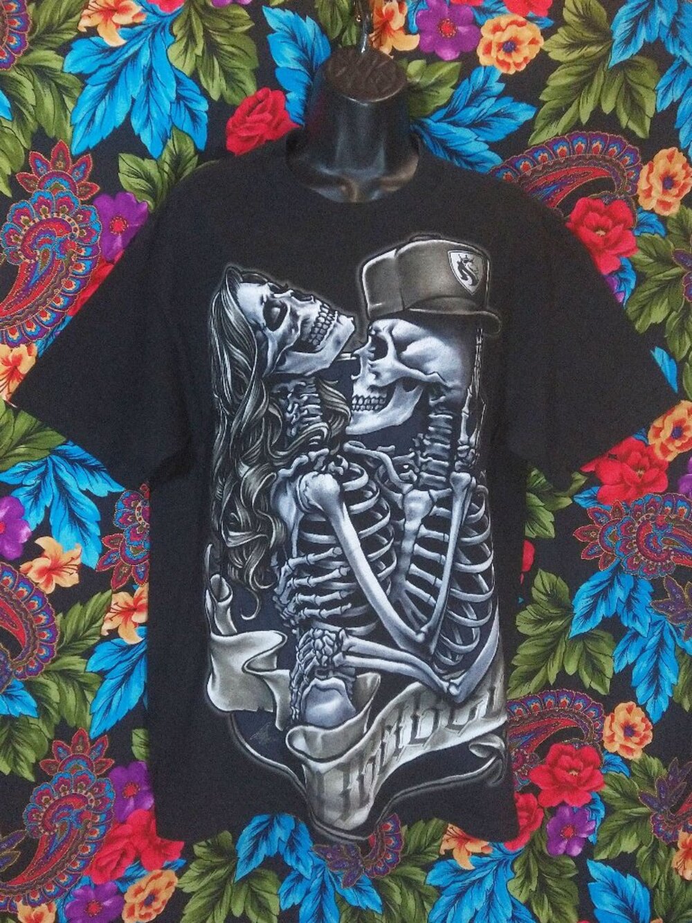 MEN'S OGABEL SHIRT INK TATTOO ART SKULLS MENS SIZE LARGE (L)
